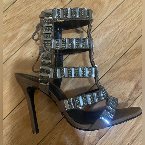 Schutz size 5 crystal heels - Picture 2 of 3